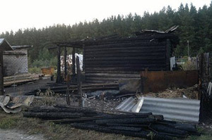От удара молнии в Балыково сгорел дом